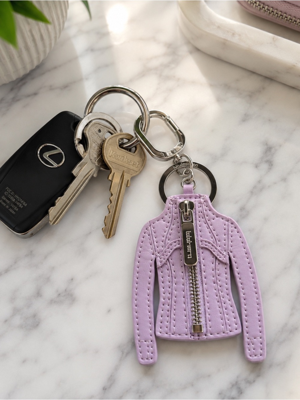 Lululemon Define Jacket Keychain Lavender NWT w/ Red Gift Pouch 💜🔑 - Picture 5 of 9